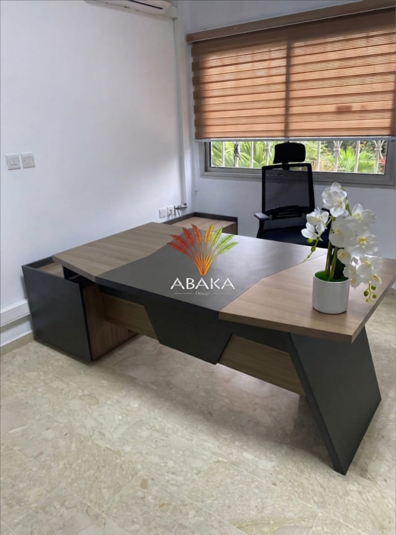 Bureau de direction posé